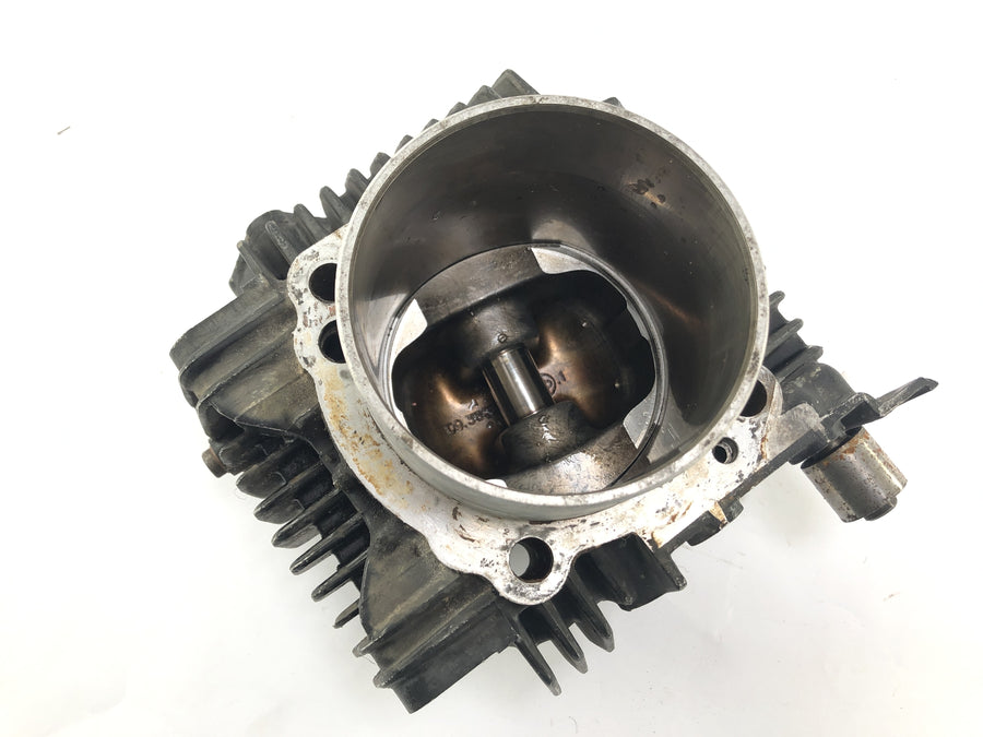 Ducati 900 SS [1991] - Cylinder with piston horizontal