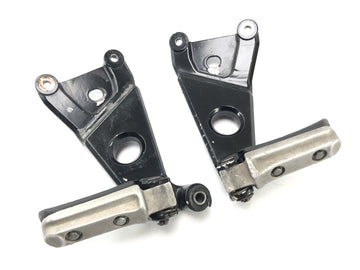 Honda NSR 125 JC22 [1998] - Fußrasten mit Halter Sozius Fußstützen links und rechts rechts - 0