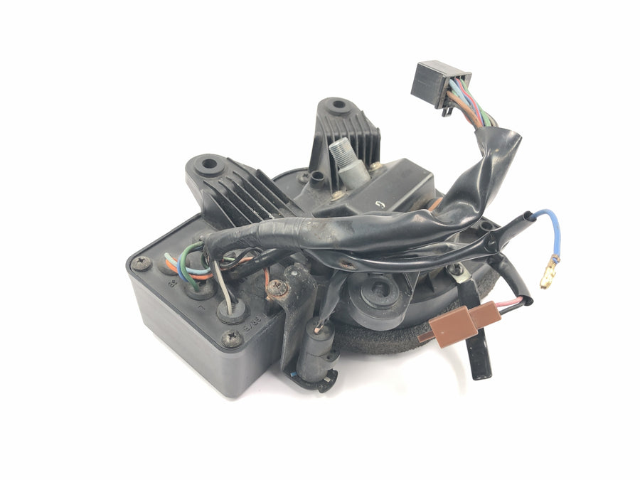 Honda XRV 750 Africa Twin RD04 [1990] - Tachimetro nel pozzetto con spie