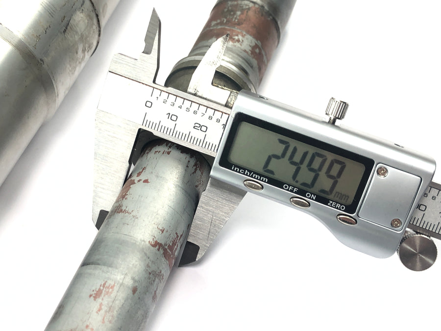 BMW R 1200 GS R12 K25 [2004] - Forcella anteriore Telelever con perno