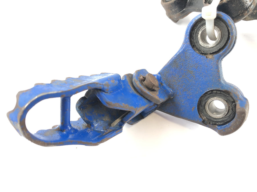 Suzuki DR 350 SK42B [1991] - driver's footrests left and right driver's footrests