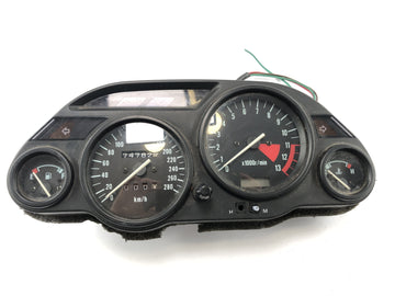 Kawasaki GPZ 1100 ZXT10E [1997] - speedometer display cockpit instrument panel Tachometer