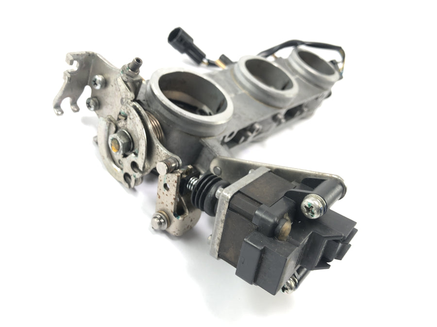 Triumph Sprint ST 1050 [2005] - Injection de valve de l'accélérateur