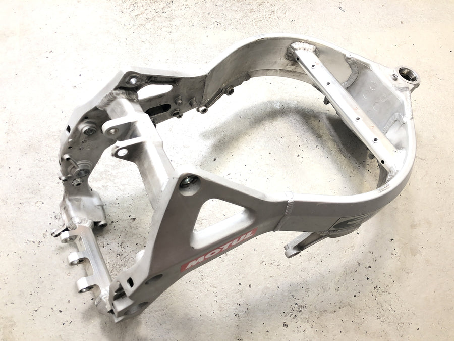 Honda CBR 900 RR SC28 [1995] - Rahmen Hauptrahmen Chassis Aluminiumrahmen mit Papiere