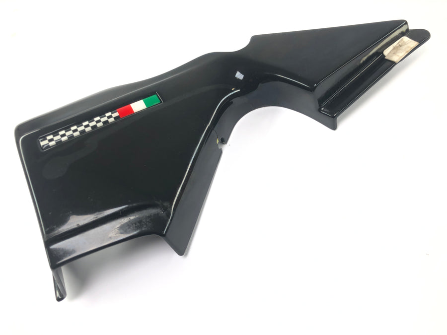 Moto Guzzi V11 Sport [1999] - Pannello di copertura laterale destro danneggiato