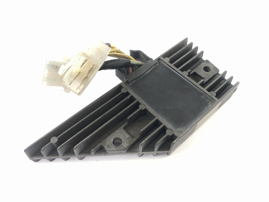 Honda CBX 650 E RC13 [1983] - Regolatore di tensione del raddrizzatore controller