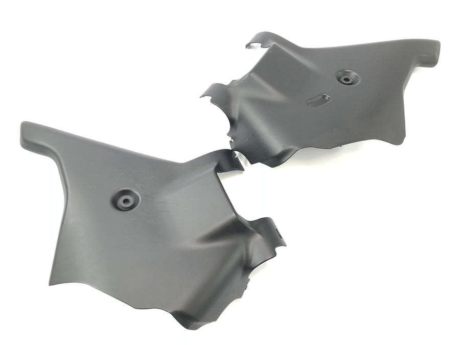 Suzuki VZ 1500 WVCU [2011] - steering head cover left and right