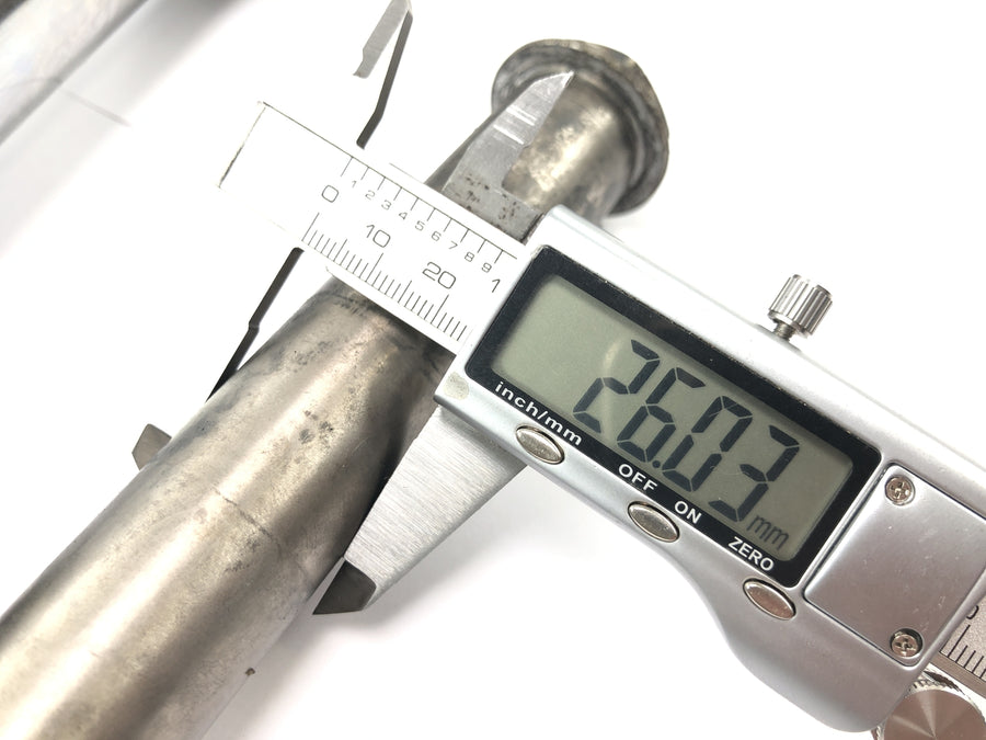 KTM Duke 690 A3 [2012] - Forcella anteriore WP con perno rovesciato