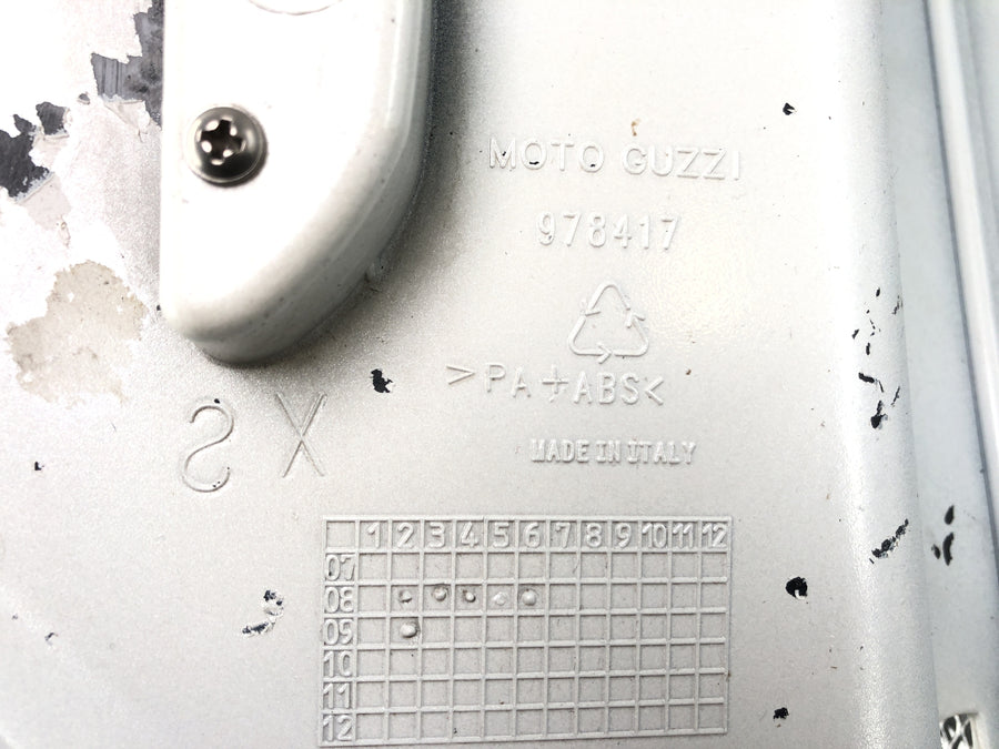 Moto Guzzi Stelvio 1200 4V [2009] - Clearing Side cladding on the left