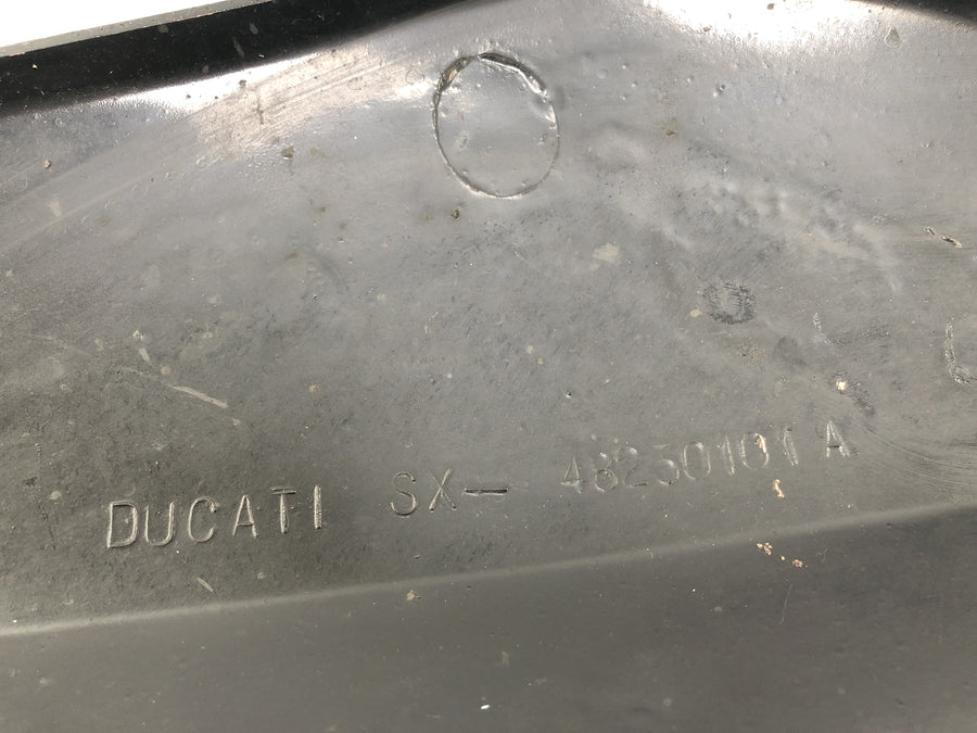 Ducati 900 SS [1991] - Rear fairing left fairing
