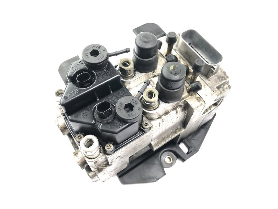 BMW K 1200 S K12S [2005] - ABS hydraulic unit ABS modulator ABS control unit