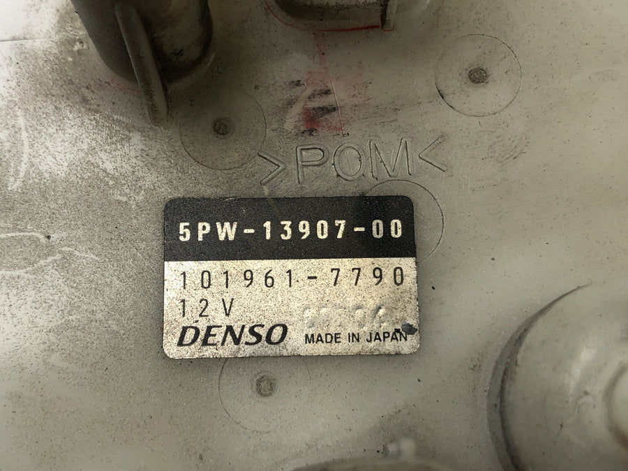 Yamaha Yzf R1 RN09 [2003] - pompe de pompe à essence de pompe à carburant