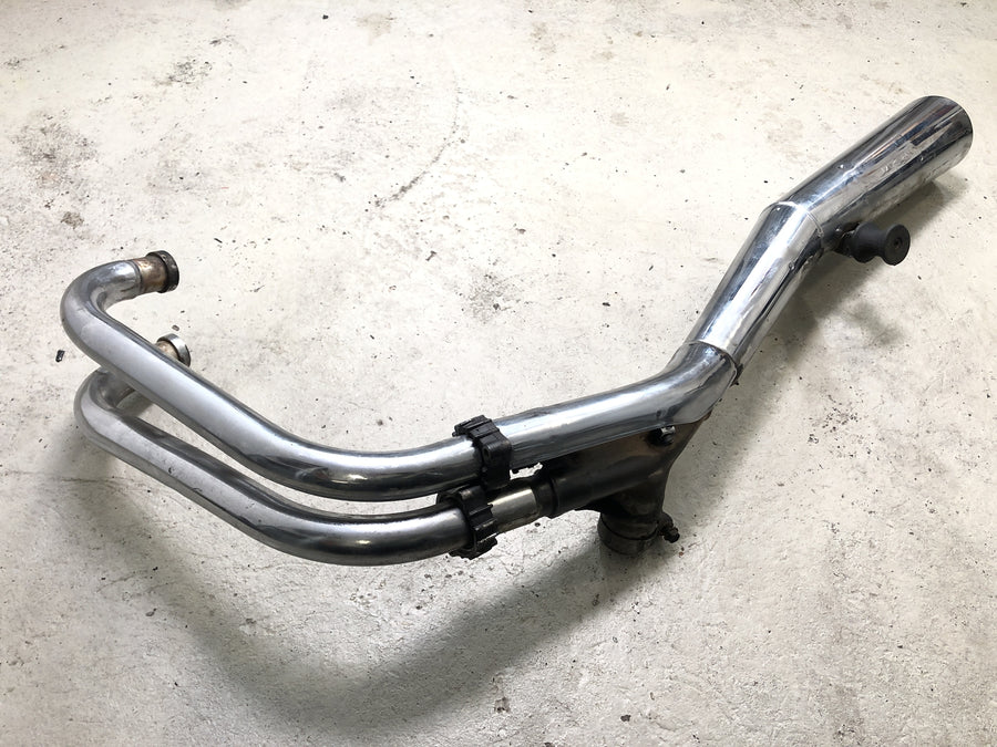 Honda CBX 650 E RC13 [1983] - Muffler d'échappement à gauche