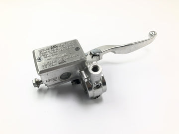 Kawasaki VN 1500 Mean Streak VN50T [2005] - handlebar fitting right hand brake pump front brake