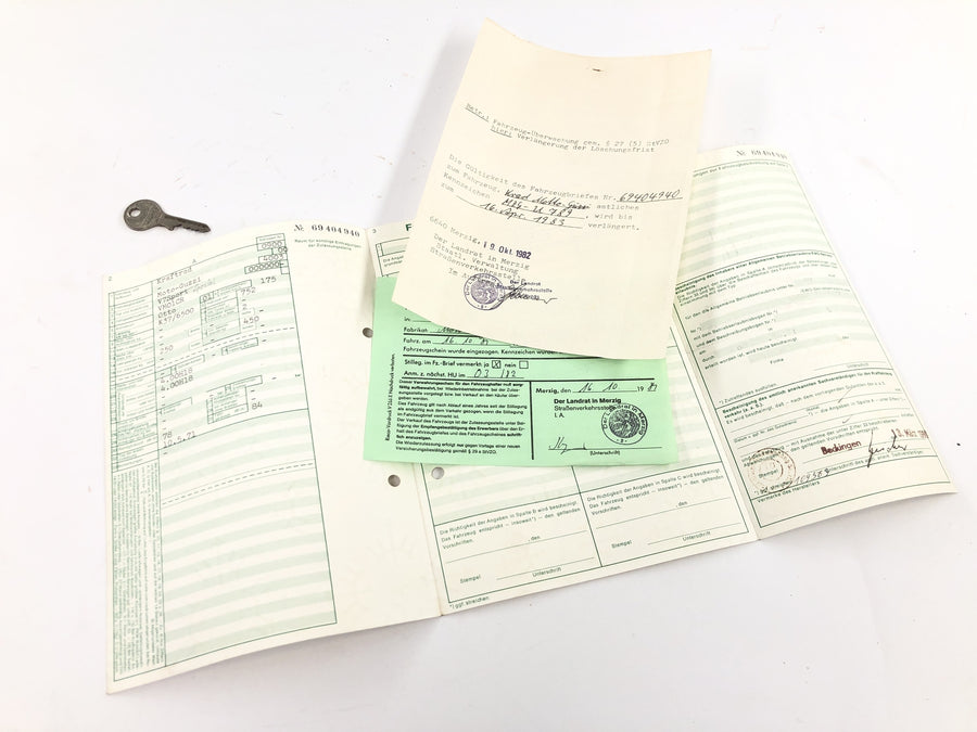 Moto Guzzi V7 Special [1971] - cadre avec document d'immatriculation cadre principal châssis châssis châssis de base