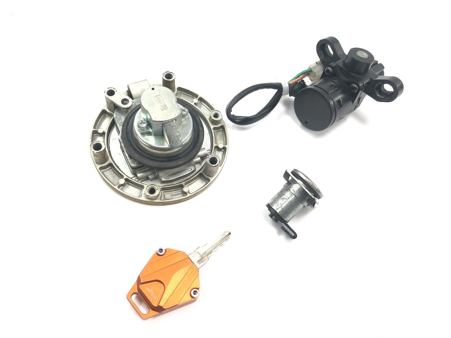 KTM Duke 690 A3 [2012] - Kit de serrures Kit de serrures Serrure d'allumage Bouchon de réservoir Serrure de selle