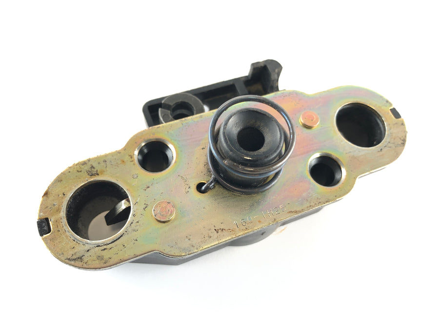 BMW R 1150 R R21 [2002] - Seat lock