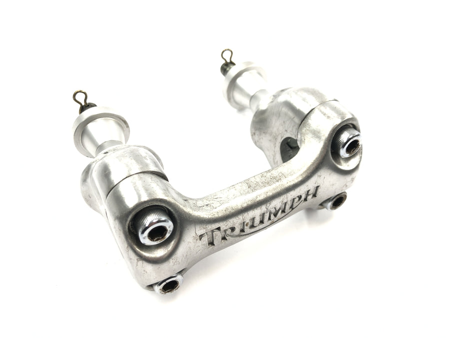 Triumph Adventurer 900 T309RT [1998] - support de guidon support de guidon support de guidon riser
