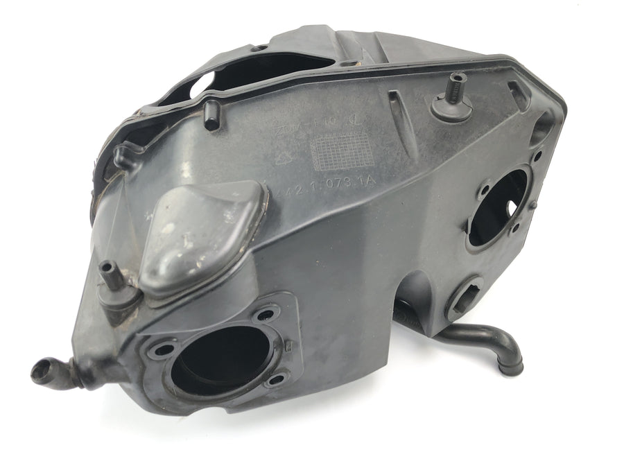 Ducati 999 H4 [2003] - Alloggiamento airbox del filtro dell'aria