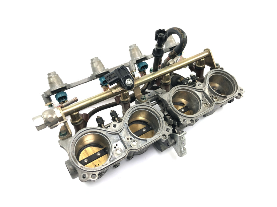 Honda CBR 1000 RR SC57 [2006] - Gruppo valvola a farfalla con valvola a farfalla a barra di iniezione