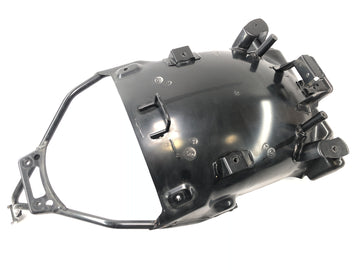Suzuki VZ 1500 WVCU [2011] - rivestimento interno parafango posteriore - 0