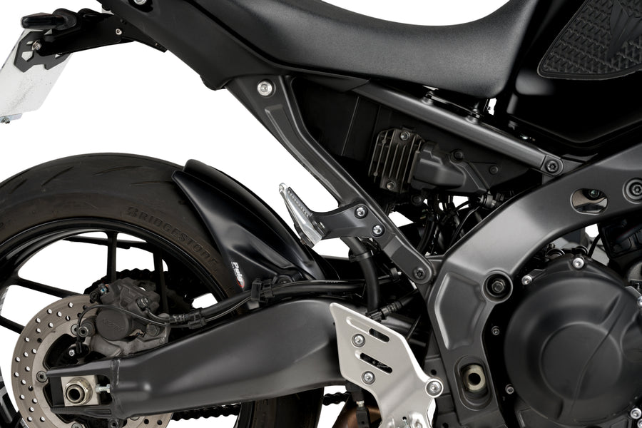 YAMAHA MT-09 Y-AMT [2024] – Hinterradabdeckungen – Mattschwarz