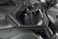 Daytona 955 [SW-MOTECH] – Hebelschützer mit Windschutz