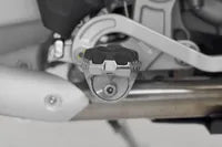 Yamaha XTZ 700 Tenere [2026] - Kit poggiapiedi EVO – immagine 10