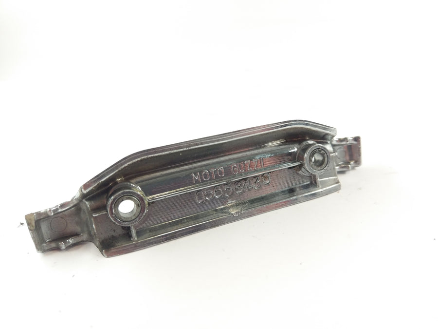 Moto Guzzi Stelvio 1200 4V [2008] - Abdeckung Bremsleitung vorne Emblem