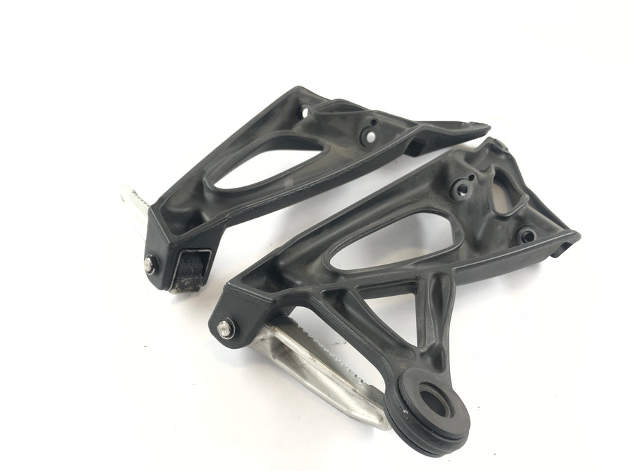 BMW K 1300 R [2010] - Footrests Passenger Footrest Set