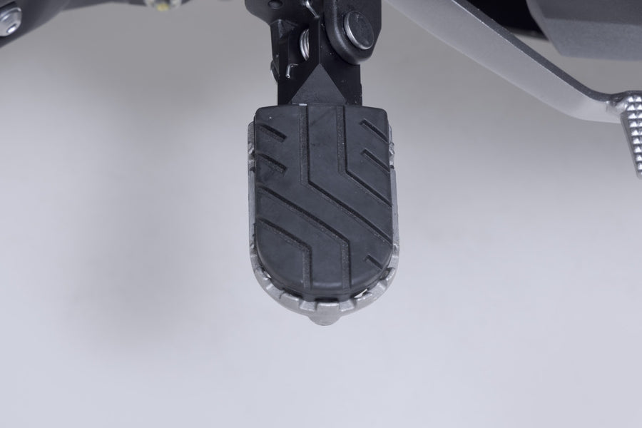 Kawasaki Versys 1100 [2025-2026] - ION Fußrasten-Kit schwarz – Bild 4