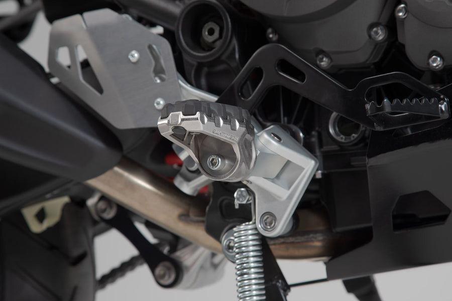 Triumph Scrambler 1200 XE [2022-2024] - Kit repose-pieds EVO - photo 3