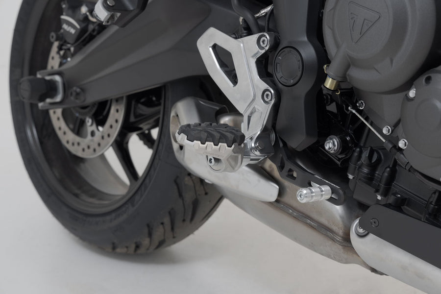 Triumph Tiger Sport 660 [2022-2026] - EVO Fußrasten-Kit – Bild 1