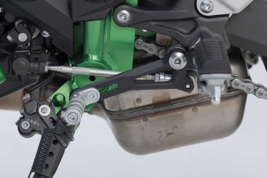 Kawasaki Z 900 RS [2022-2024] - leva del cambio - immagine 4