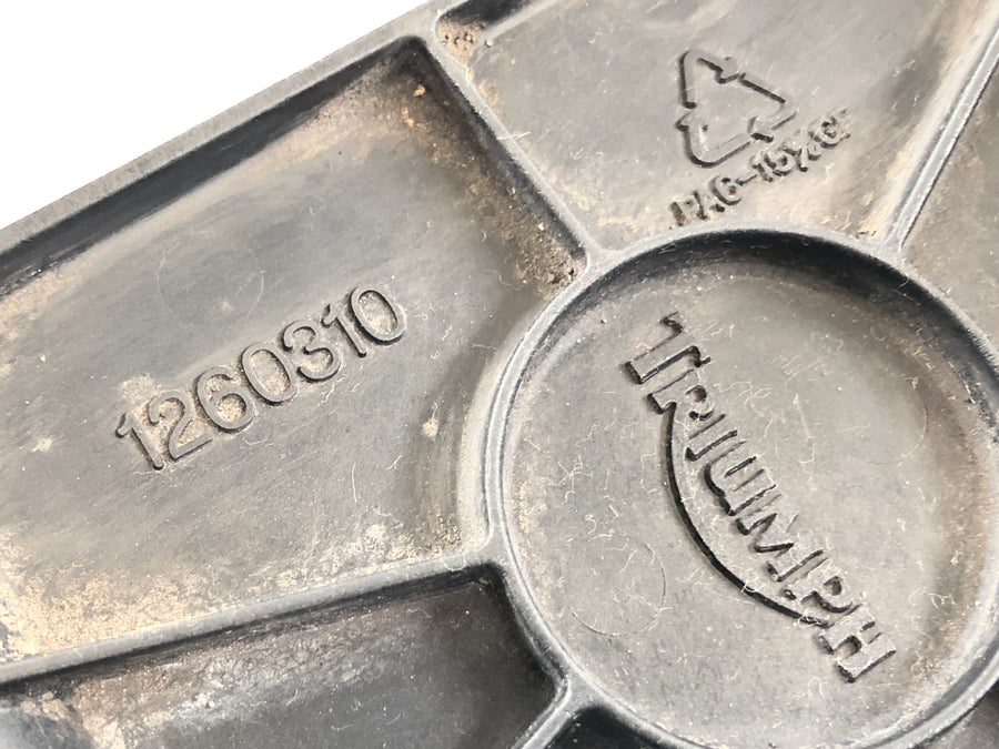 Triumph Speed Triple 1050 515NJ [2006] - Ritzelabdeckung Motordeckel