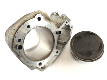 BMW R 1150 GS [2000] - cylinder with pistons on the right - 0