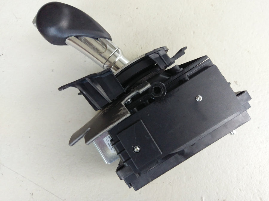 Porsche Panamera Turbo [2010] - Gearshift lever selector lever