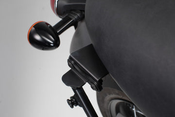 Triumph Bonneville 900 T 100 [2022-2026] - Adapter für SLC/V-LOC Seitenträger rechts – Bild 1