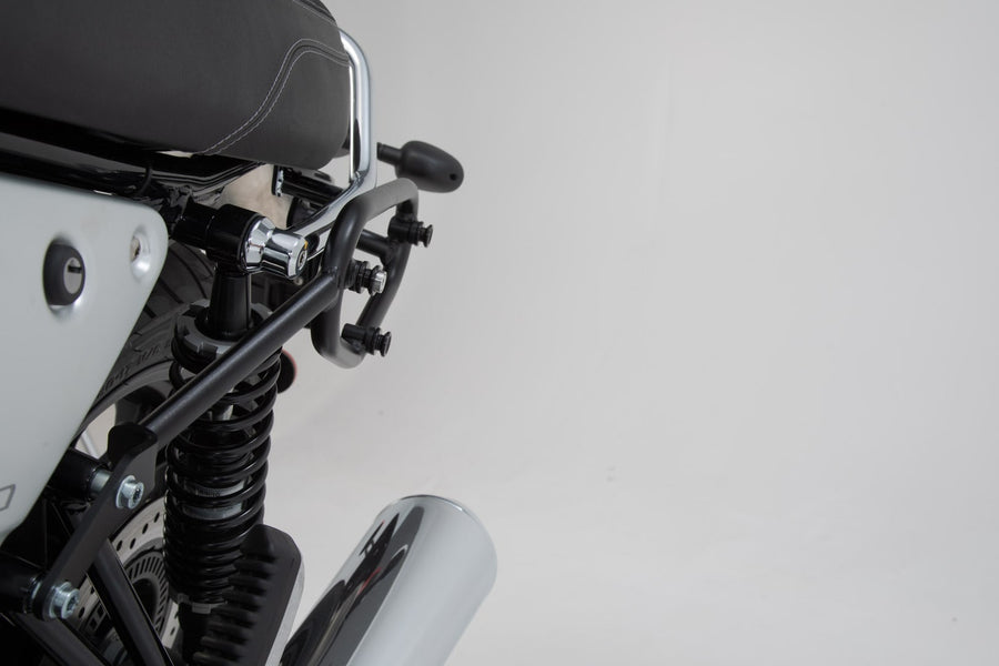 Moto Guzzi V7 III 750 Anniversario [2017] - Sistema di borse laterali Legend Gear LC2 Black Edition – Immagine 3