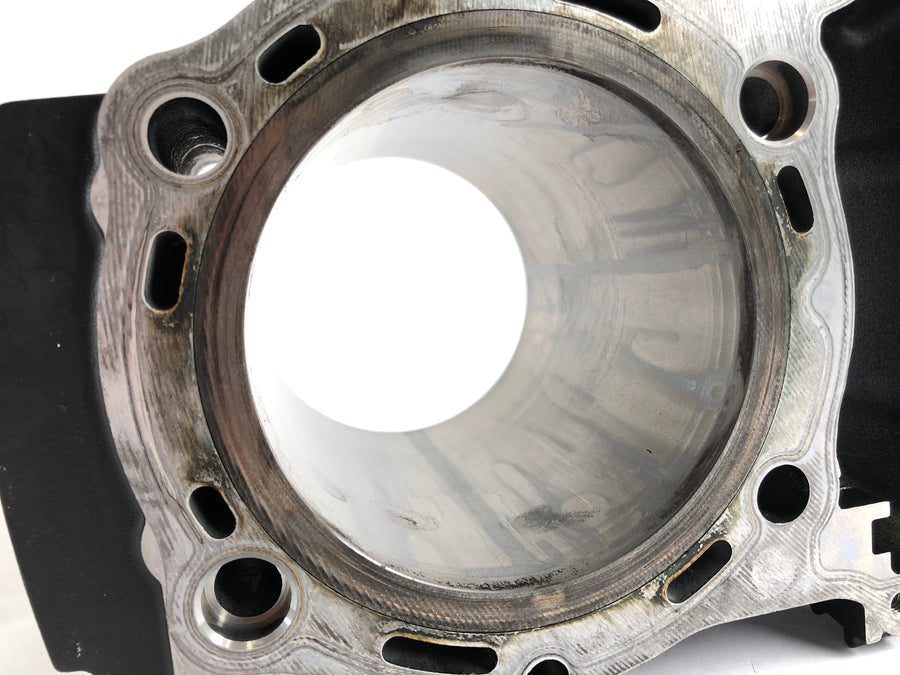 Kawasaki VN 1500 Classic VNT50D [2000] - Cylindre avec piston cylindre avant avec piston
