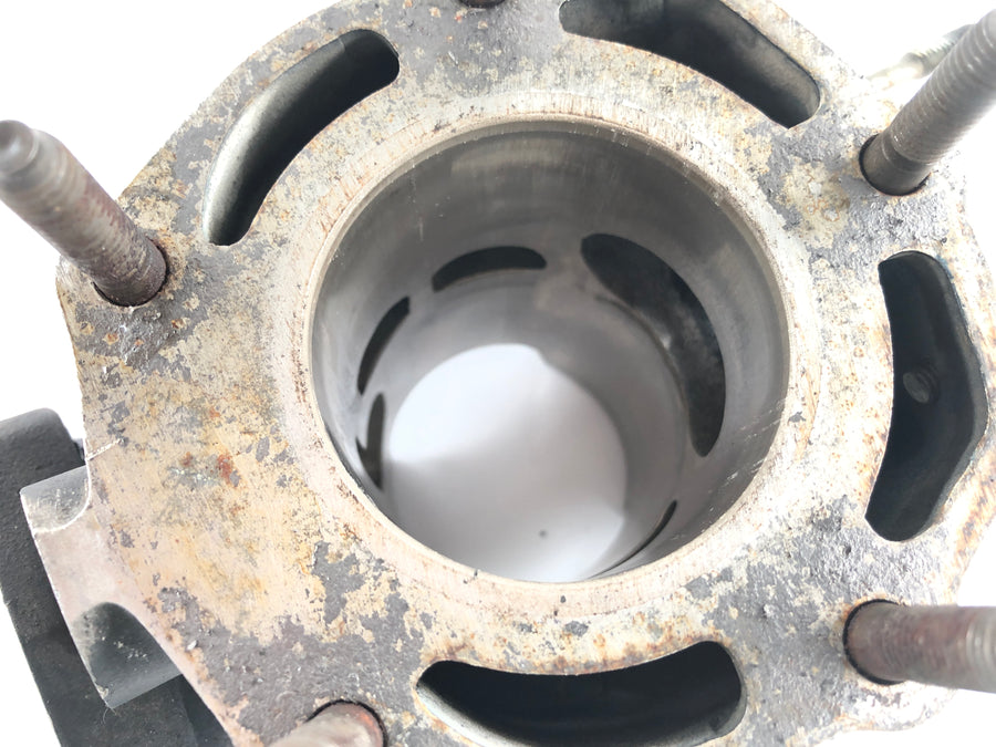 Honda NS 400 R NC19 [1985] - cylinder right with piston