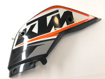 KTM Duke 690 A3 [2012] - Tank Cashing Right Cladding