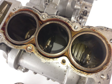 Triumph Sprint 955i RS T695 [2000] - Carter moteur vide avec piston - 0