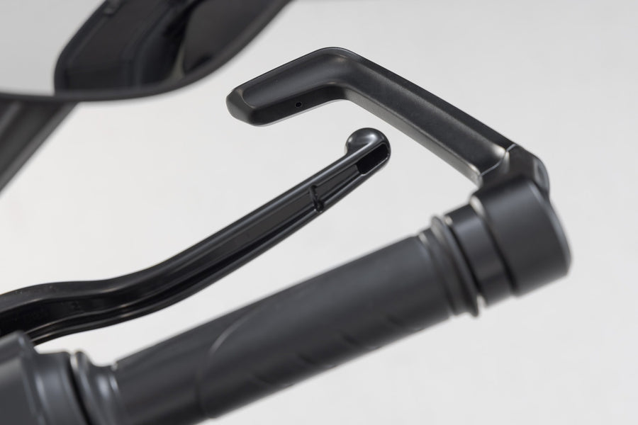 Triumph Daytona 660 [2024-2026] - lever guards - picture 6