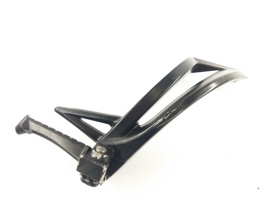 Triumph Speed ​​​​Triple 1050 515NJ [2006] - Support de repose-pied passager et repose-pied droit