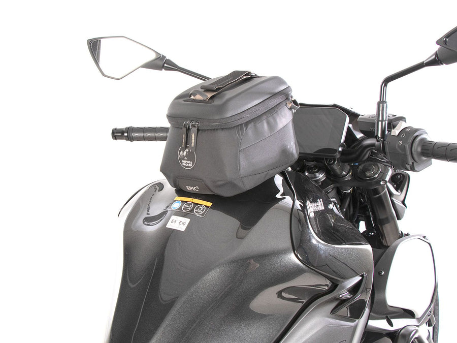 Kawasaki Z 900 [2025] - Basic Basic incluso controparte