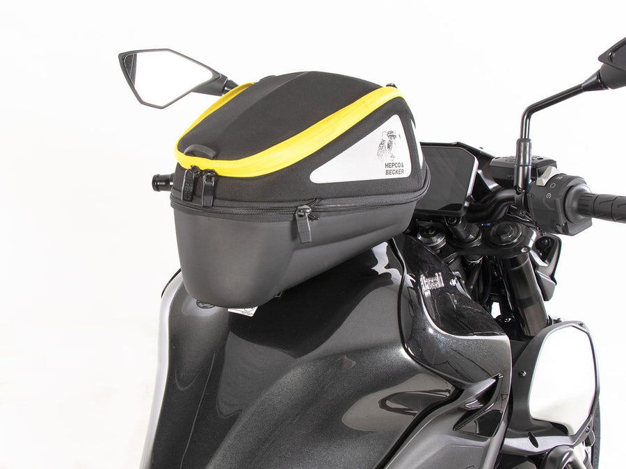 Kawasaki Z 900 [2025] - Basic Basic incluso controparte