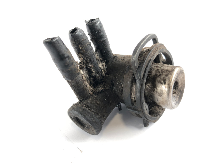 BMW R 1100 GS 259 ​​[1995] - Fuel distributor Fuel distributor