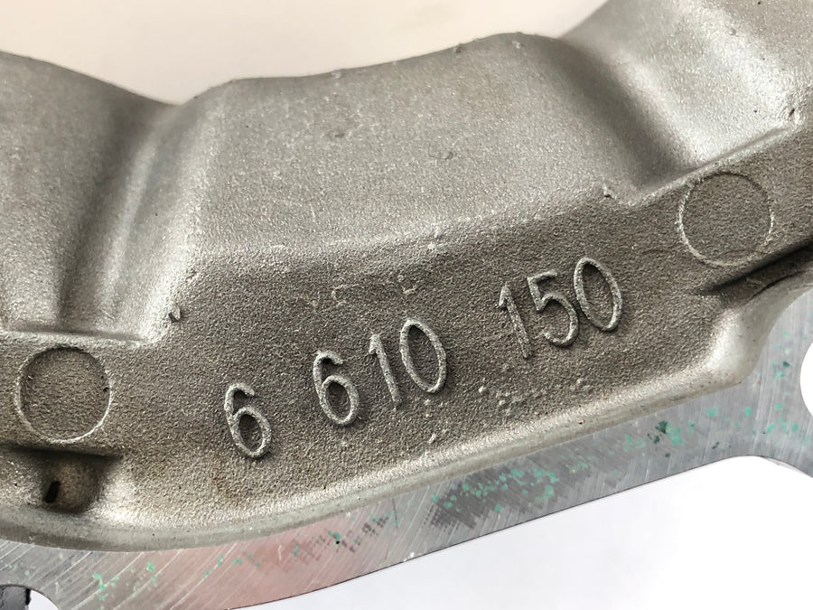Aprilia RSV 1000 RR Factory [2009] - Clutch cover inside engine cover