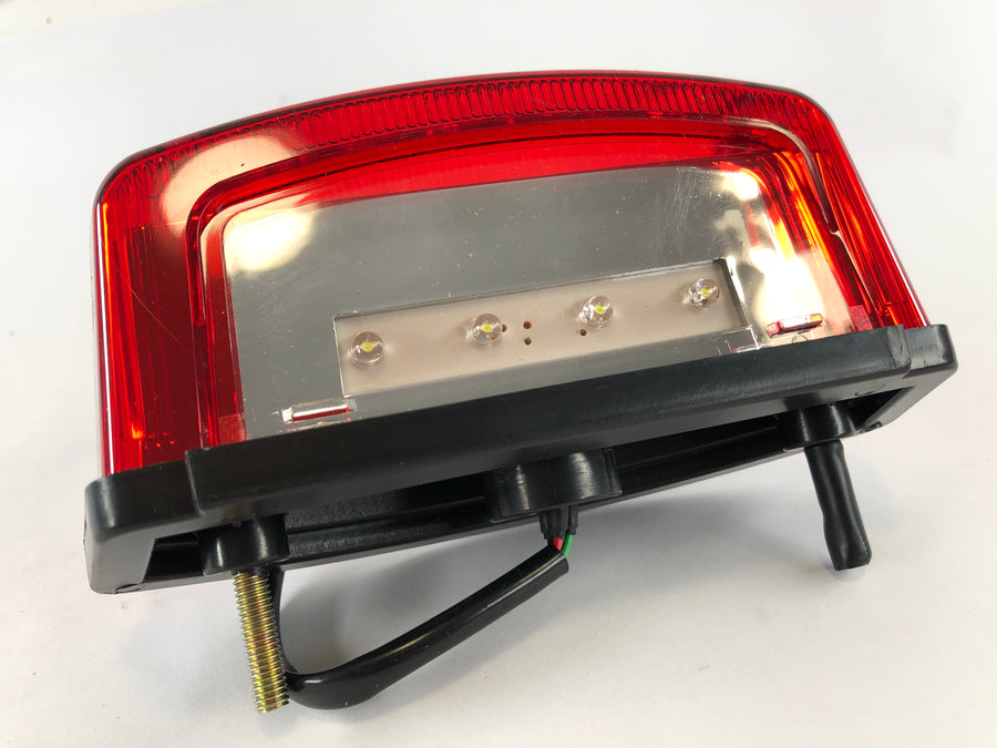 Feu arrière LED E-testé comme neuf